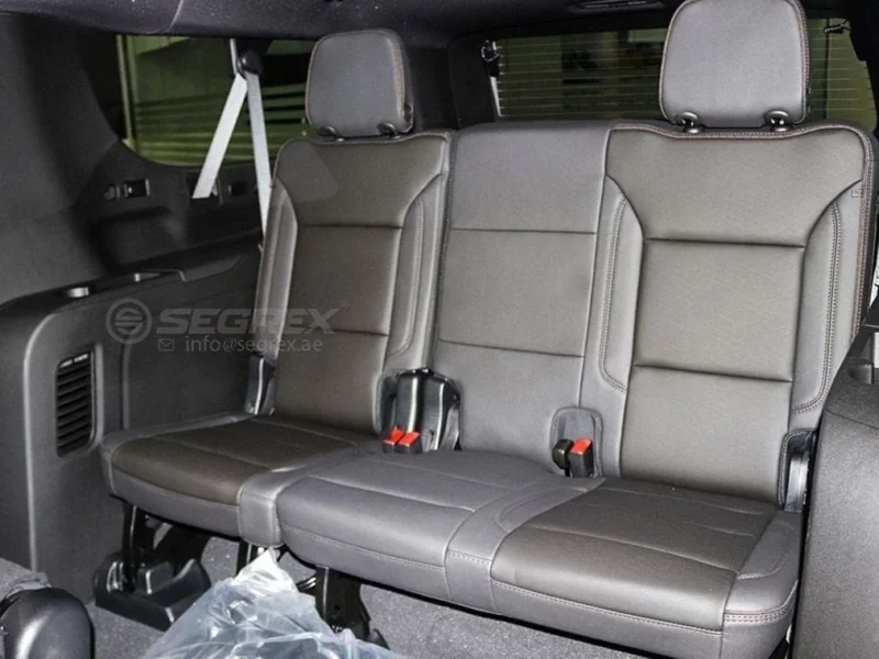 2023 Chevrolet Suburban High Country 6.2L 8 Cylinders Petrol AWD White Black SUV