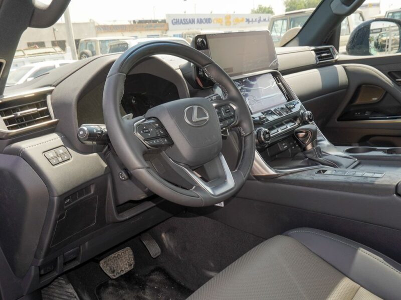 2025 Lexus LX600 3.5 Litres V6 Petrol Engine Green grey SUV GCC Specs