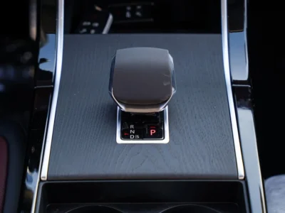 2025 Land Rover Range Rover Evoque 4 Cylinder Petrol Engine Green Burgundy SUV GCC