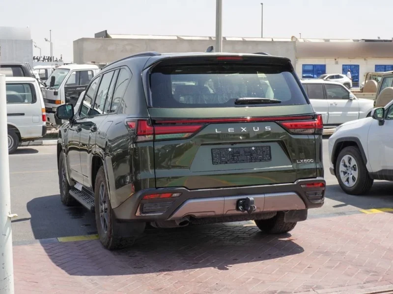 2025 Lexus LX600 3.5 Litres V6 Petrol Engine Green grey SUV GCC Specs