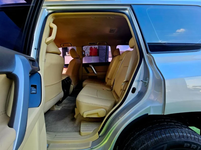 2015 Toyota Prado TXL V6 Petrol Engine 4.0 Litres Silver Beige SUV GCC Specs
