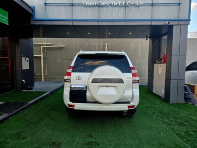 2017 Toyota Prado GXR V6 4.0 4WD FULL OPTION White Beige SUV GCC Specs