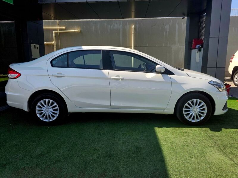 2024 Suzuki Ciaz GCC Specs 1.5 litres V4 Petrol Engine White Beige Sedan
