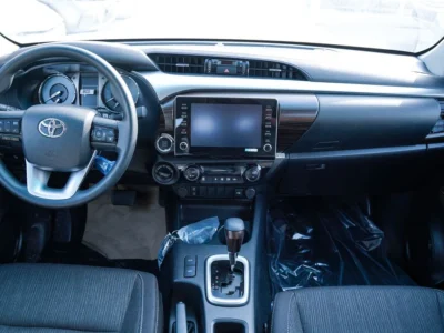 2026 Toyota Hilux 6 Cylinder Petrol Engine Black Pick Up Truck GCC Specs