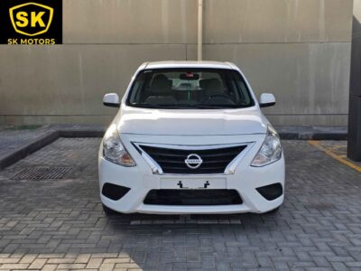 2022 Nissan Sunny SV GCC Specs 1.5 Litres V4 Petrol Engine White Beige Sedan