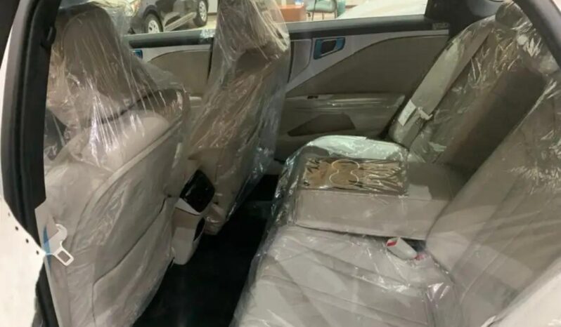 2024 Kia K8 3.5-liter V6 Petrol Engine Silver Beige Sedan FWD GCC Specs