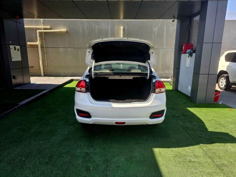 2024 Suzuki Ciaz GCC Specs 1.5 litres V4 Petrol Engine White Beige Sedan