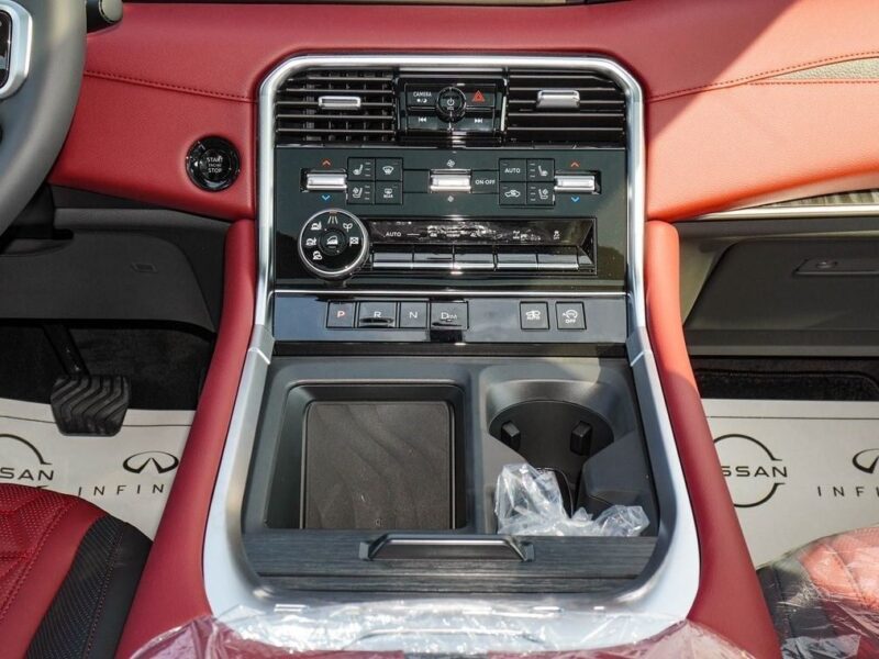 2025 Nissan Patrol Platinum 3.5-liter V6 Twin-Turbo Engine White Burgundy SUV GCC Specs