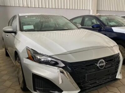 2024 Nissan Altima 2.5-liter 4 Cylinder Petrol Engine Silver Beige Sedan AWD