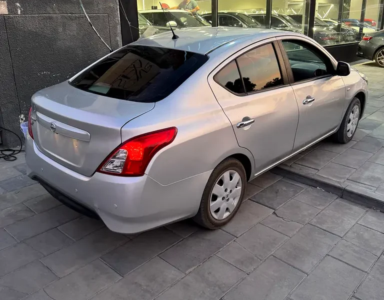 2022 Nissan Sunny SV 4 Cylinders Petrol Engine Silver Beige Sedan GCC Specs