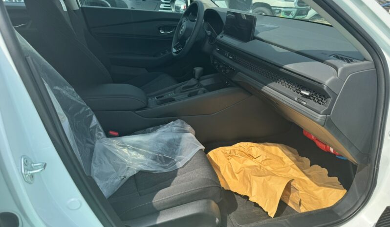 2024 Honda Accord 1.5L Turbocharged 4-Cylinder Gasoline Engine White Black Sedan