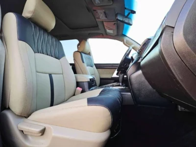 2011 Toyota Land Cruiser 5.7 Litres 8 Cylinder Petrol Engine Grey Beige SUV GCC Specs