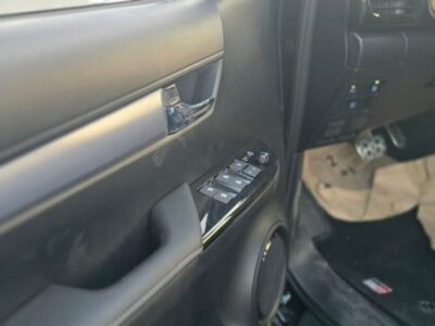2024 TOYOTA HILUX 2.8L 4 Cylinder Engine DIESEL GR SPORT Black Pick Up Truck