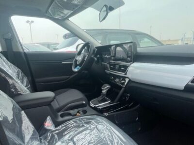 2023 Kia Seltos 1.4 Litres 4 Cylinder Petrol Engine Grey Black SUV FWD GCC Specs