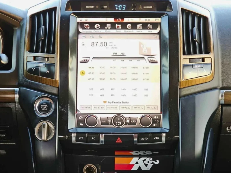 2011 Toyota Land Cruiser 5.7 Litres 8 Cylinder Petrol Engine Grey Beige SUV GCC Specs