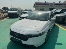 2024 Honda Accord 1.5L Turbocharged 4-Cylinder Gasoline Engine White Black Sedan