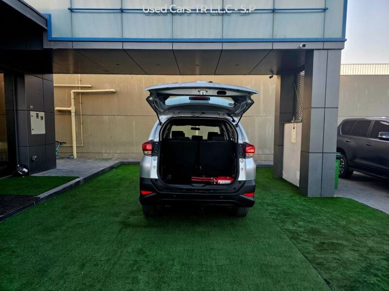 2020 Toyota Rush EX PASSENGER GCC 1.5 Litres V4 Petrol Engine Grey Black SUV GCC