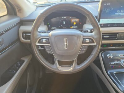 2022 Lincoln Nautilus 2.0L Turbocharged 4 Cylinder White Beige SUV AWD