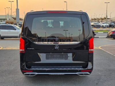 2018 Mercedes-Benz V250 2.0L Petrol 4-cylinder Turbocharged Black Red Van GCC Specs