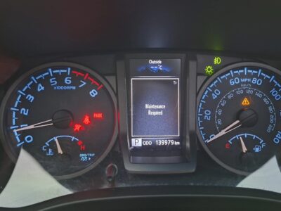 2017 Toyota Tacoma TRD 3.5 Litres V6 Petrol Engine White Black Pick Up Truck GCC Specs