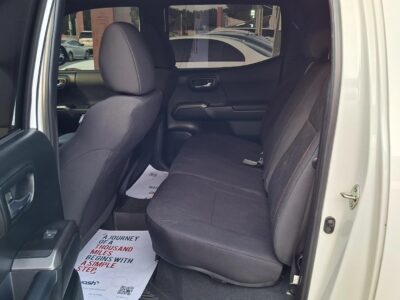 2017 Toyota Tacoma TRD 3.5 Litres V6 Petrol Engine White Black Pick Up Truck GCC Specs