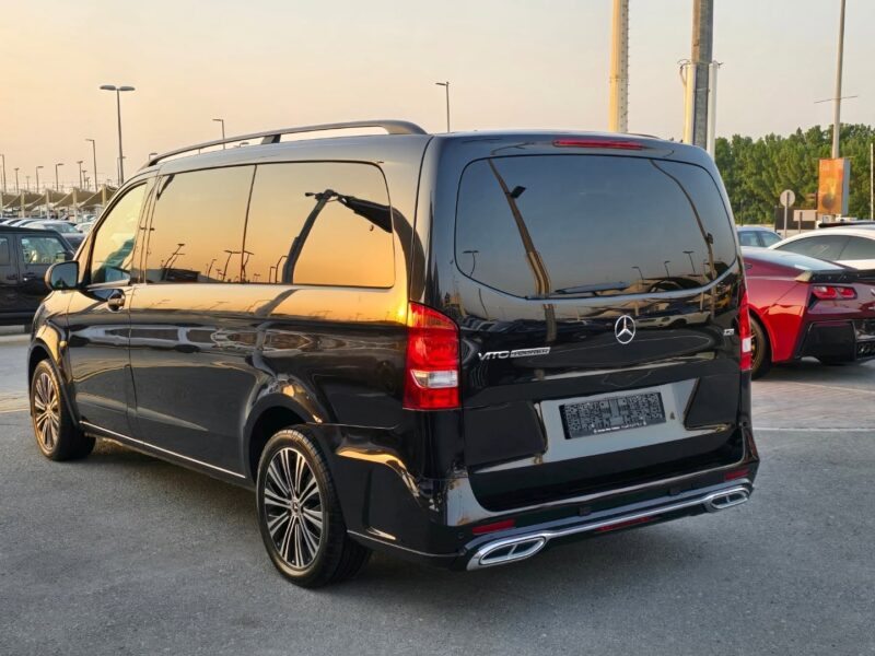 2016 Mercedes-Benz Vito 1.6-liter 4 Cylinder Engine Black Green Van FWD