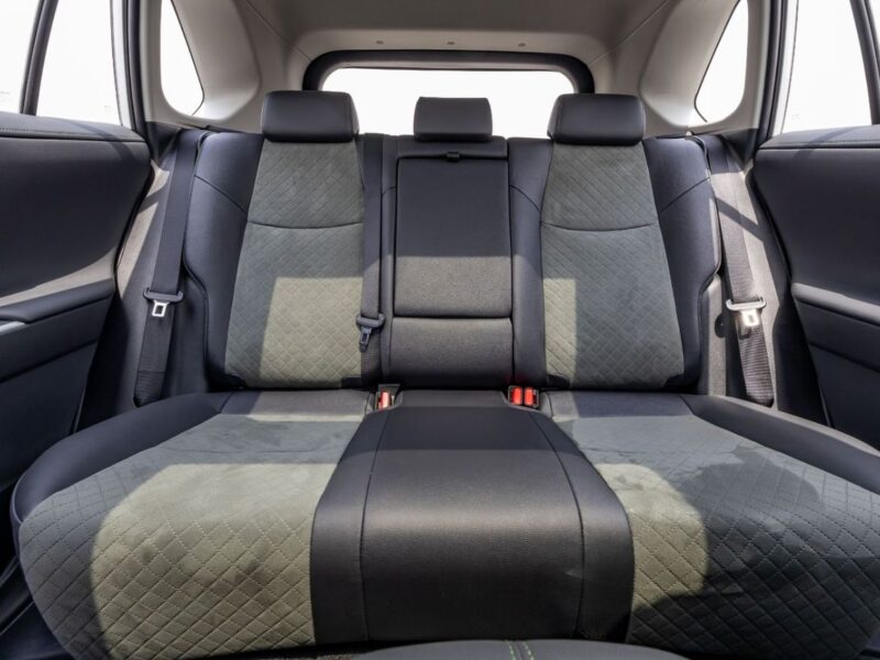 2025 Toyota RAV4 2.0L 4 Cylinders Petrol Engine 4WD White Black SUV CHINESE