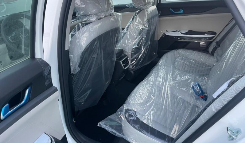 2024 Kia Optima 2.0 Litres 4 Cylinder Petrol Engines White Beige Sedan GCC FWD