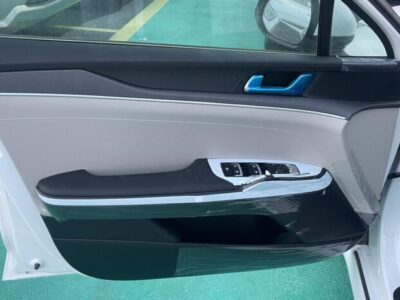 2024 Kia Optima 2.0 Litres 4 Cylinder Petrol Engines White Beige Sedan GCC FWD