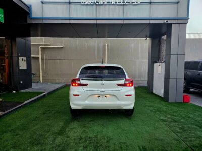 2023 Suzuki Baleno GCC 1.5 Litres V4 Petrol Engine White Black Hatchback GCC Specs
