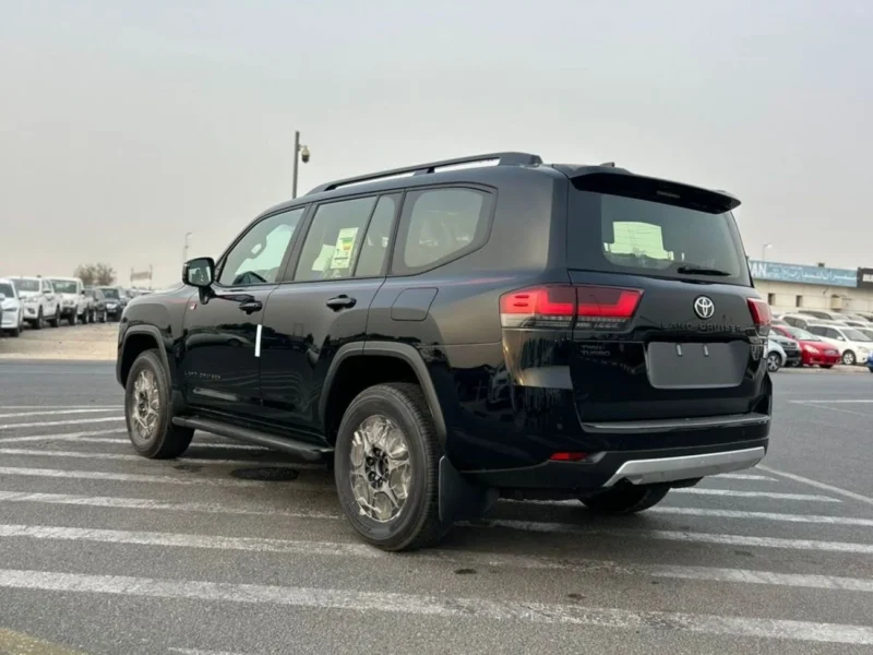 2025 Toyota Land Cruiser 3.5L TT GR SPORT 6 Cylinder Engine Black Red SUV AWD
