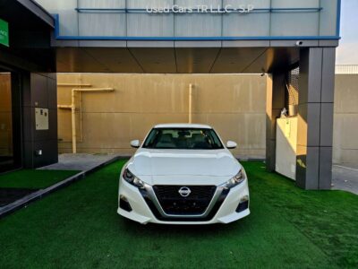 2021 Nissan Altima S GCC Specs 2.5 Litres V4 Petrol Engine White Beige Sedan Sedan FWD
