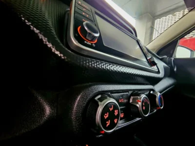 2022 Nissan Kicks SV 1.6 Litres V4 Petrol Engine Grey Black SUV American Specs