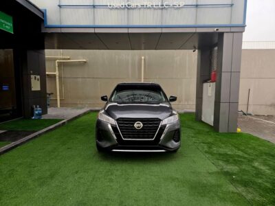 2022 Nissan Kicks SV 1.6 Litres V4 Petrol Engine Grey Black SUV American Specs