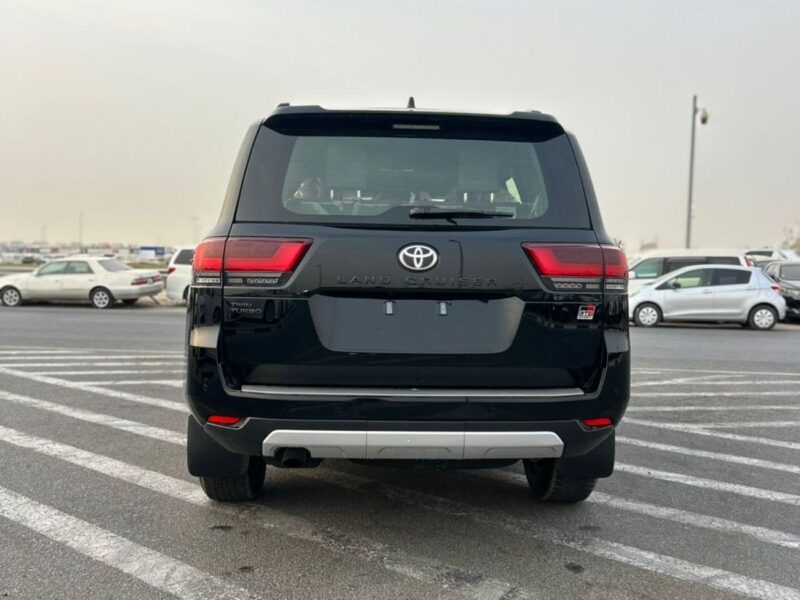 2025 Toyota Land Cruiser 3.5L TT GR SPORT 6 Cylinder Engine Black Red SUV AWD