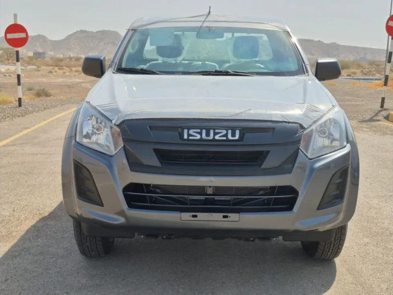 2025 Isuzu DMax 1.9L 4 Cylinder Engine DIESEL SINGLE CAB Grey Black Pick Up Truck