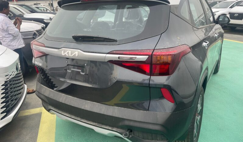 2023 Kia Seltos 1.4 Litres 4 Cylinder Petrol Engine Grey Black SUV FWD GCC Specs