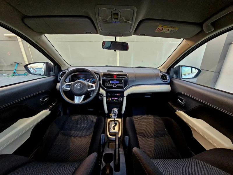 2020 Toyota Rush EX PASSENGER GCC 1.5 Litres V4 Petrol Engine Grey Black SUV GCC