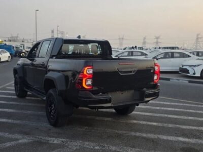 2024 TOYOTA HILUX 2.8L 4 Cylinder Engine DIESEL GR SPORT Black Pick Up Truck