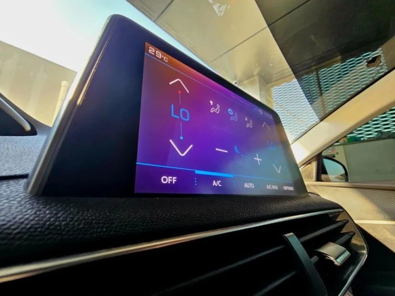 2023 Peugeot 3008 1.6 Litres V4 Petrol Engine Silver Grey SUV GCC Specs