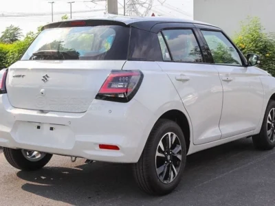 2026 Suzuki Swift GLX1.2 Litres 3 Cylinder Petrol Engine AT White Black Hatchback