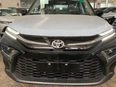 2024 Toyota Urban Cruiser 1.5-litre 4-cylinder Petrol Engine Black Brown Compact SUV