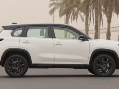 2024 Toyota Urban Cruiser 1.5-litre 4-cylinder Petrol Engine White Brown Compact SUV