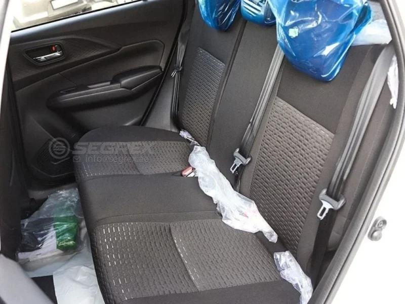 2026 Suzuki Swift GLX1.2 Litres 3 Cylinder Petrol Engine AT White Black Hatchback