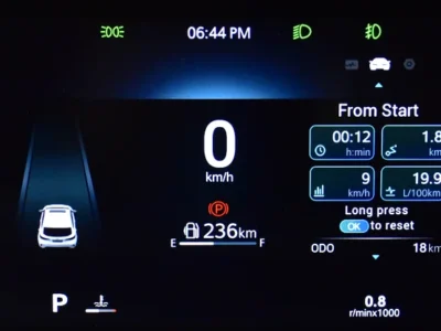 2026 MG MG3 Standard 4 Cylinder Petrol Engine White Black Hatchback GCC Specs