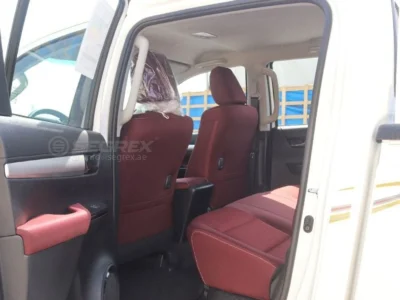 2026 Toyota Hilux DC 2.7L 4 Cylinders Petrol Engine 4WD MT White Maroon Pick Up Truck