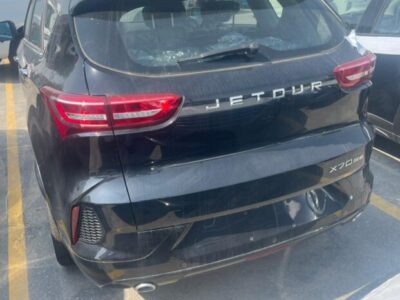 2024 Jetour X70 1.5L Turbocharged 4-cylinder Petrol Engine BlackTan Midsize SUV