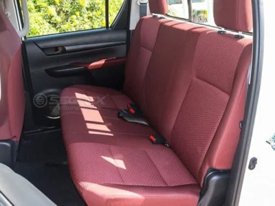 2026 Toyota Hilux DC 2.4L 4 Cylinders Diesel Engine 4WD M/T White Maroon Pick Up Truck