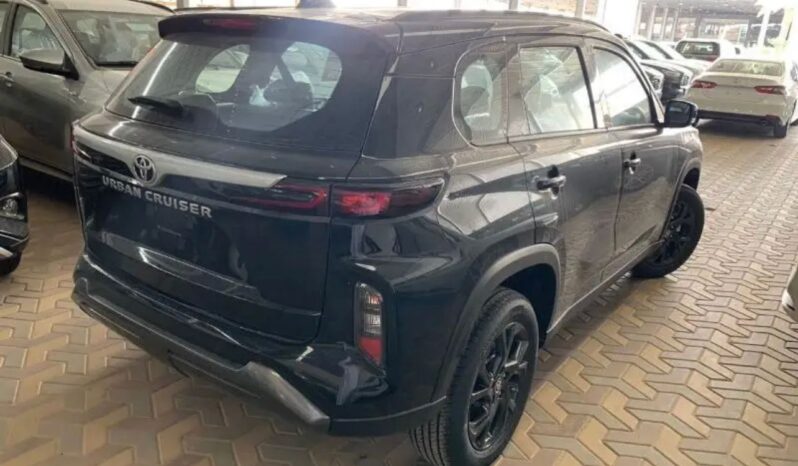 2024 Toyota Urban Cruiser 1.5-litre 4-cylinder Petrol Engine Black Brown Compact SUV