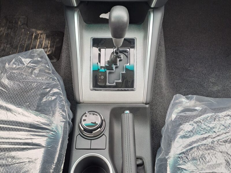 2023 Mitsubishi L200 Sportero 2.4 Litres 4 Cylinder Diesel Engine Black Pick Up Truck